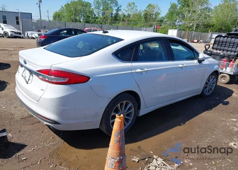 2017 Ford Fusion Se из США, поврежденный, VIN 3FA6P0H7XHR415299